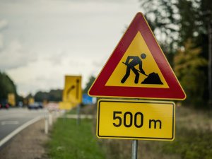 Uz Vidzemes šosejas no Sēnītes līdz Siguldai satiksmi pārslēgs uz pārbūvēto brauktuvi