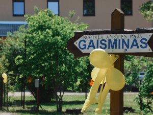 Sociālās aprūpes mājā “Gaismiņas” aizvadīta Senioru sporta diena 