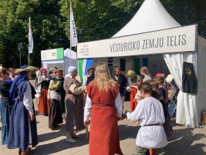 Lēdurgas pagasts kā Vidzemes lībiskās kultūrtelpas pārstāvis Dziesmu un deju svētkos