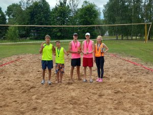 Sidgundā aizvadīts pludmales volejbola turnīrs    