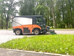 Turpinās vētras postījumu apzināšana; ielu sakopšana tiek veikta prioritārā secībā