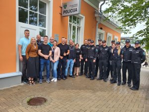 Pašvaldības policija pieredzes apmaiņā uzņem viesus no Kuldīgas