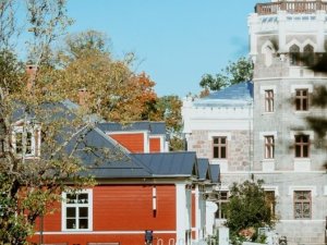 Izmaiņas Siguldas Jaunās pils darba laikā