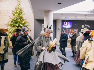 Ziemas saulgriežu svinēšana kopā ar folkloras kopu “Senleja”