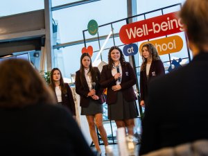 Jaunietes pārstāv Latviju Baltijas skolēnu ideju konkursā