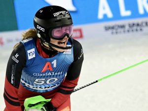 Novadniecei Dženiferai Ģērmanei izcili rezultāti Pasaules kausā kalnu slēpošanā