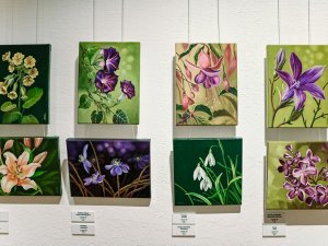 Atklāta mākslinieces Lienes Gustas personālizstāde