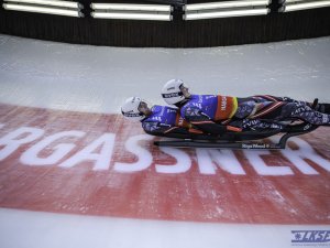 Aizvadīts Eberspächer Pasaules kausa septītais posms kamaniņu sportā