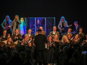 Lēdurgas Kultūras namā uzstāsies grupa “Pērkons” un jauktais koris “Sēja”