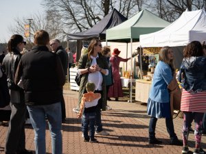 Lielākais Šūpoļu festivāls un Lieldienu tirgus Siguldā