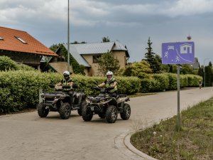 Sākoties skolēnu vasaras brīvlaikam, aicina pievērst uzmanību bērnu drošībai un ceļu satiksmes noteikumiem