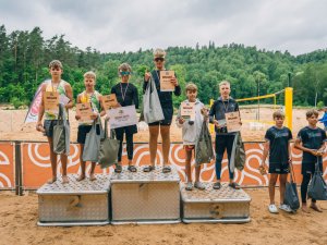 Norisinājušās jaunatnes pludmales volejbola sacensības 