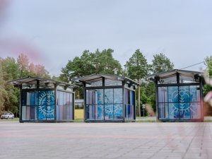 Koprades laboratorijās apskatāmi Lindas Īstenās izstādes “VIETAS” darbi