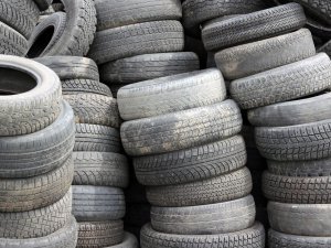 Bez maksas iespējams atbrīvoties no nolietotajām riepām