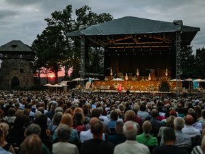 Siguldā krāšņi izskanējuši XXXI Starptautiskie Siguldas Opermūzikas svētki