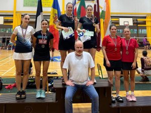 Siguldas badmintona kluba spēlētājiem panākumi dubultspēļu turnīrā