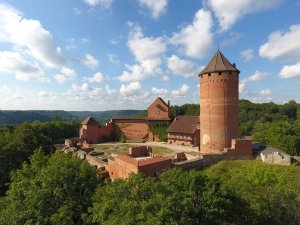 Pedagogus aicina pietiekties uz diskusiju Turaidas muzejrezervātā