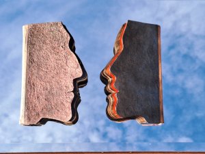 Siguldā būs apskatāma papīrmākslas un mākslinieku oriģinālgrāmatu izstāde