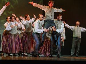 Siguldā norisināsies krāšņs latviešu skatuviskās dejas koncerts