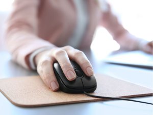 Izsludina papildpieteikšanos datorzinību programmu bezmaksas apguvei