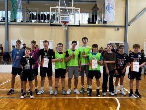 Aizvadītas novada skolu florbola 3x3 sacensības