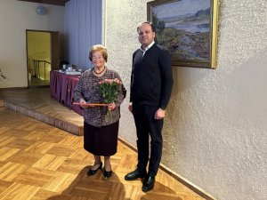 Pēc 50 gadiem “Krimuldas doktorātā” pelnītā atpūtā dodas dr. Ausma Puķīte